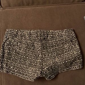 American Eagle patterned shorts
